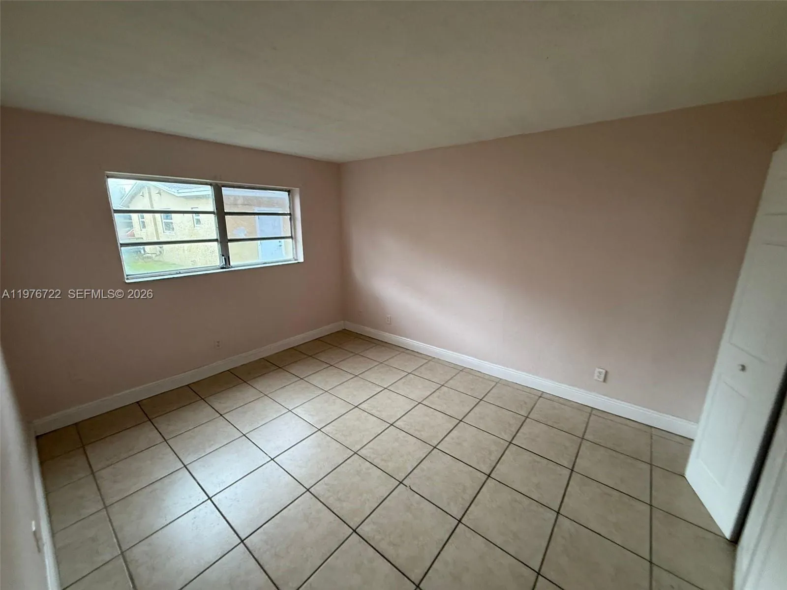 4732 SW 33rd Avenue #103