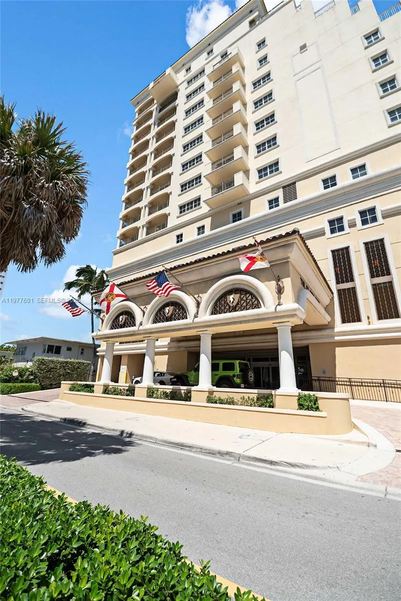 601 N Fort Lauderdale Beach Boulevard #712