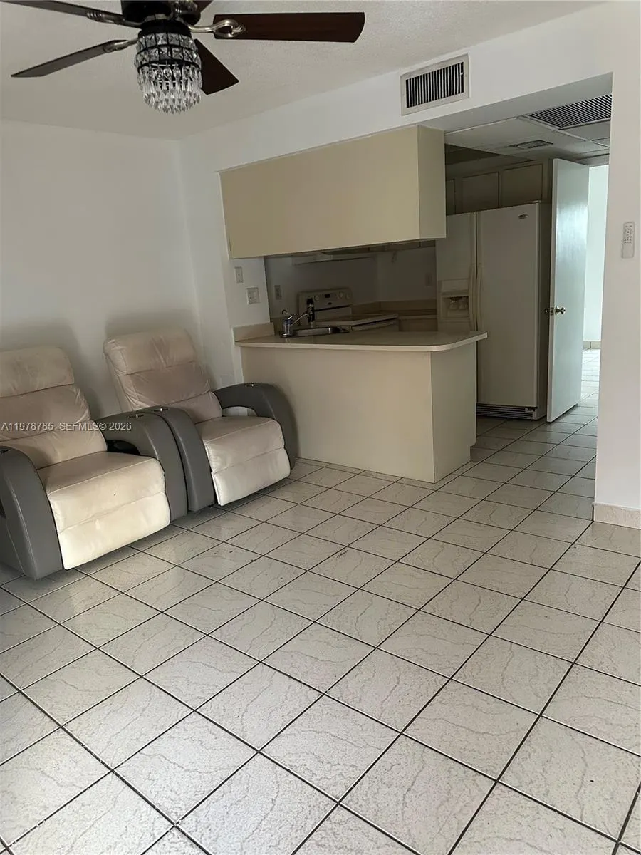 2194 W 60th Street #22213