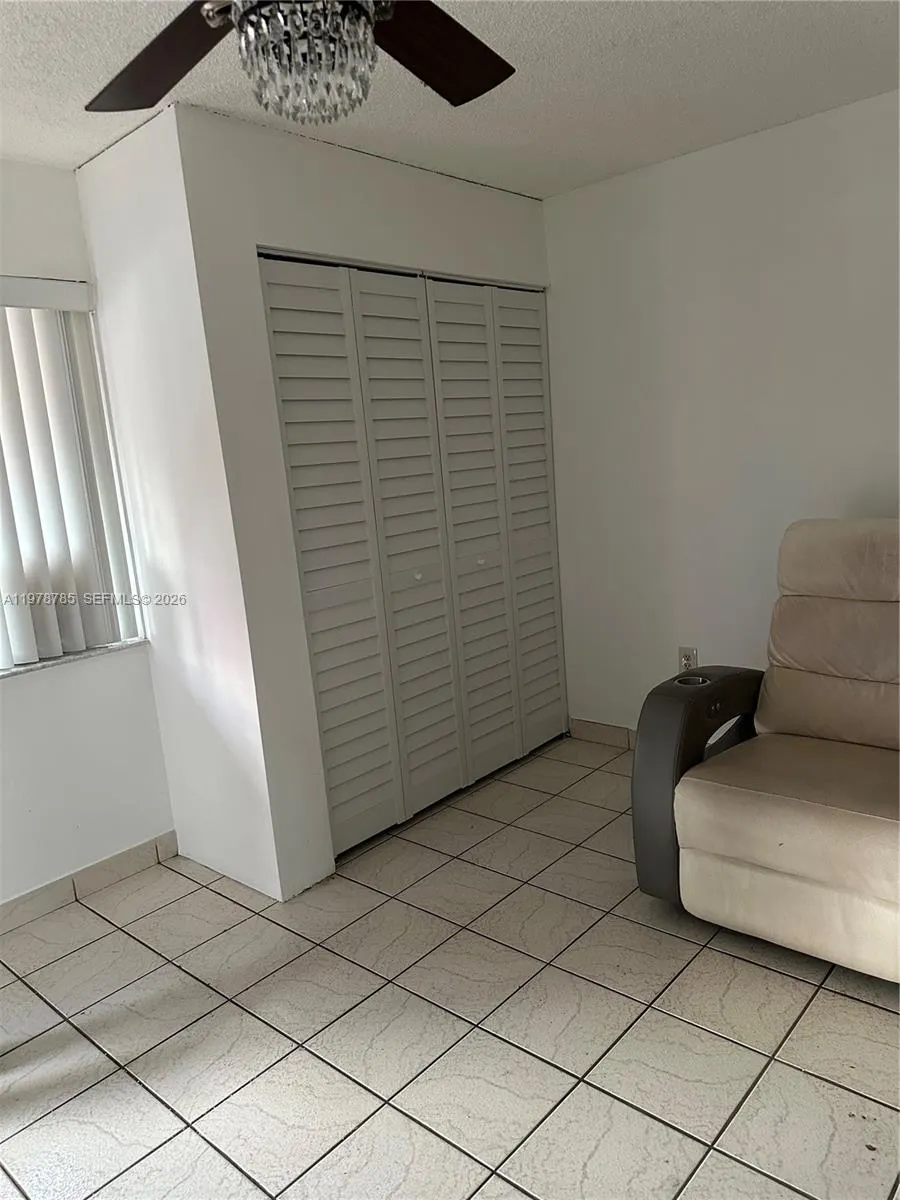 2194 W 60th Street #22213