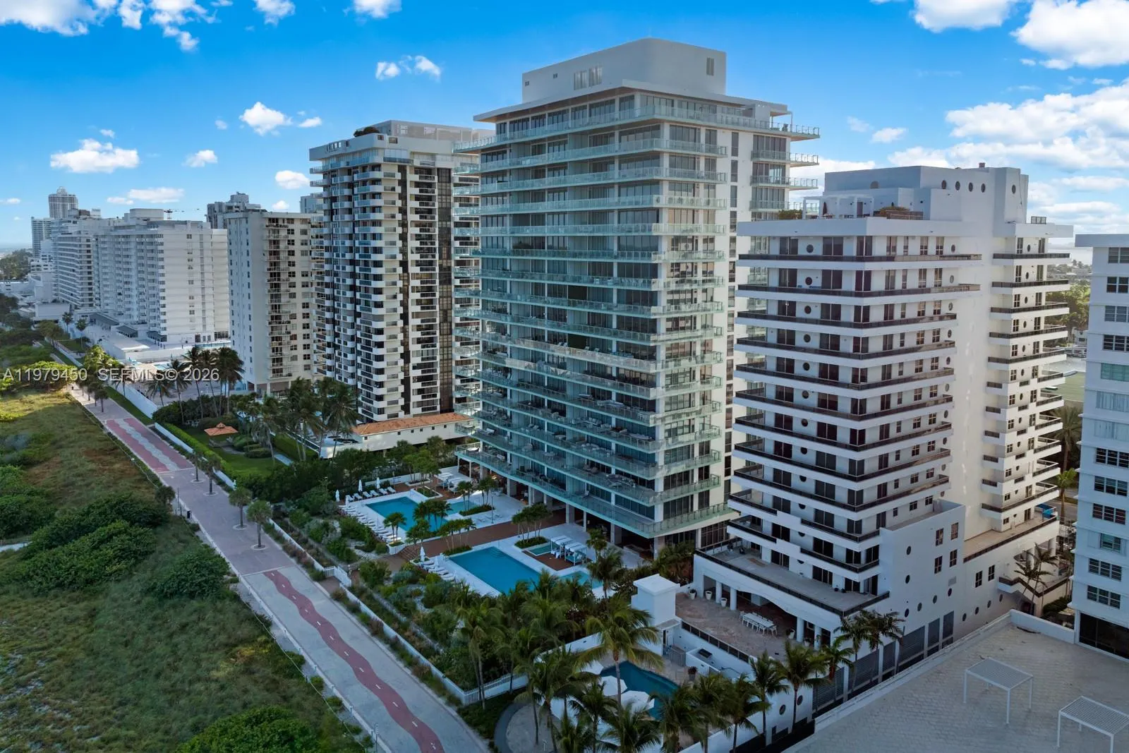 5801 Collins Avenue #1200