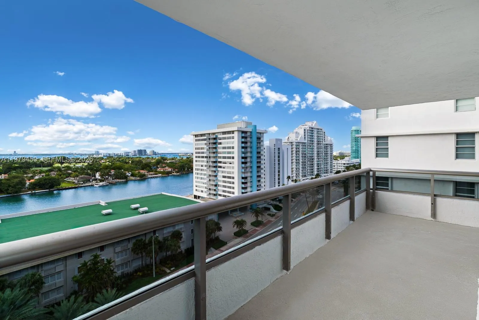 5801 Collins Avenue #1200