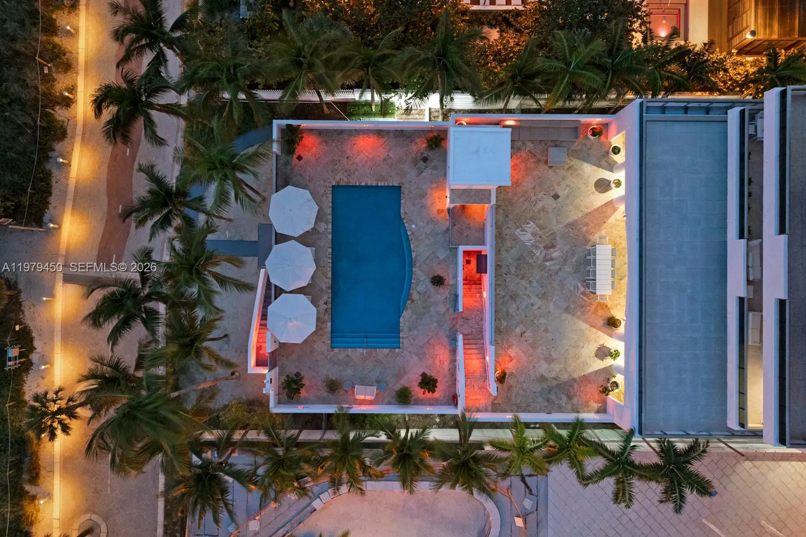 5801 Collins Avenue #1200