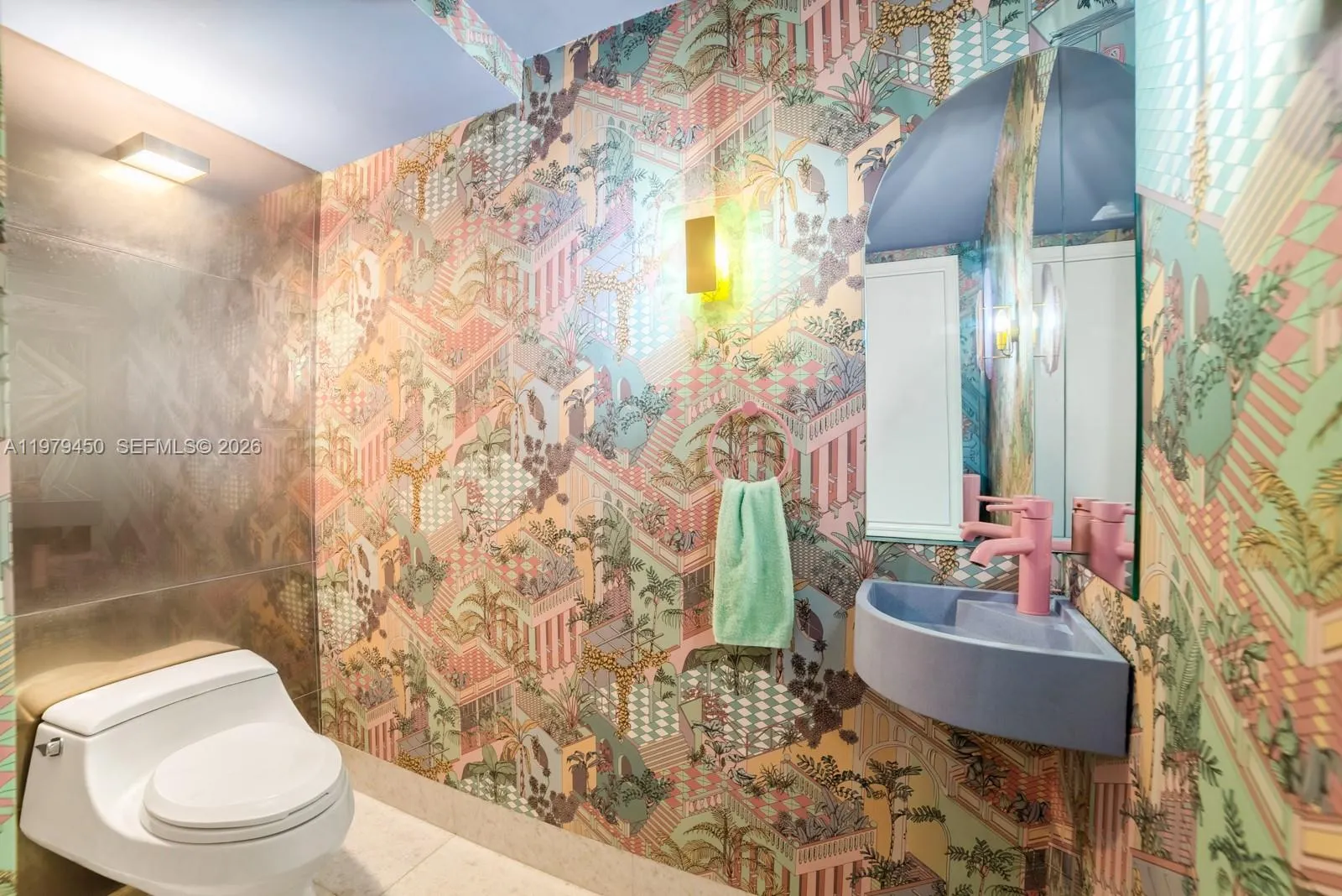 5801 Collins Avenue #1200