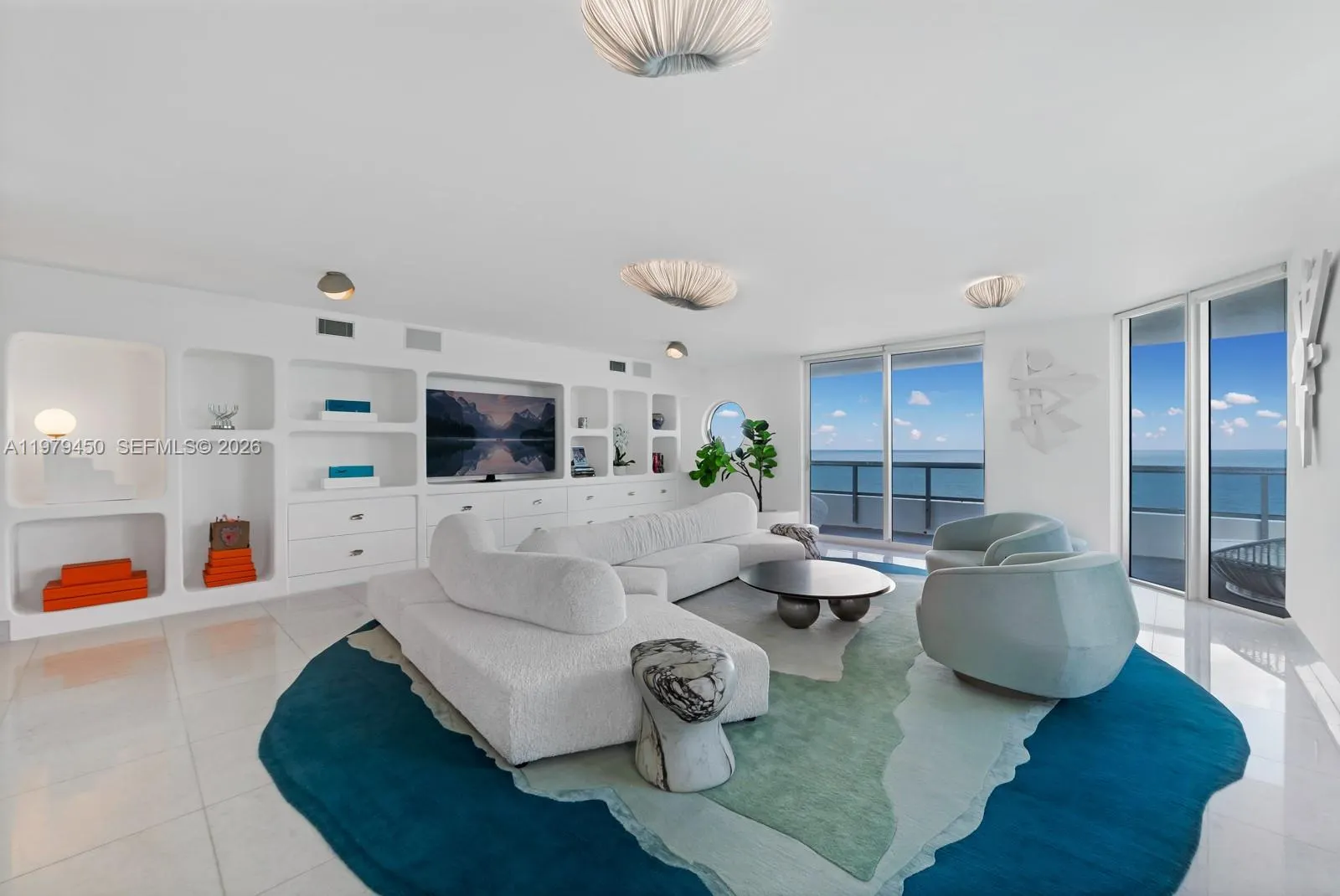 5801 Collins Avenue #1200