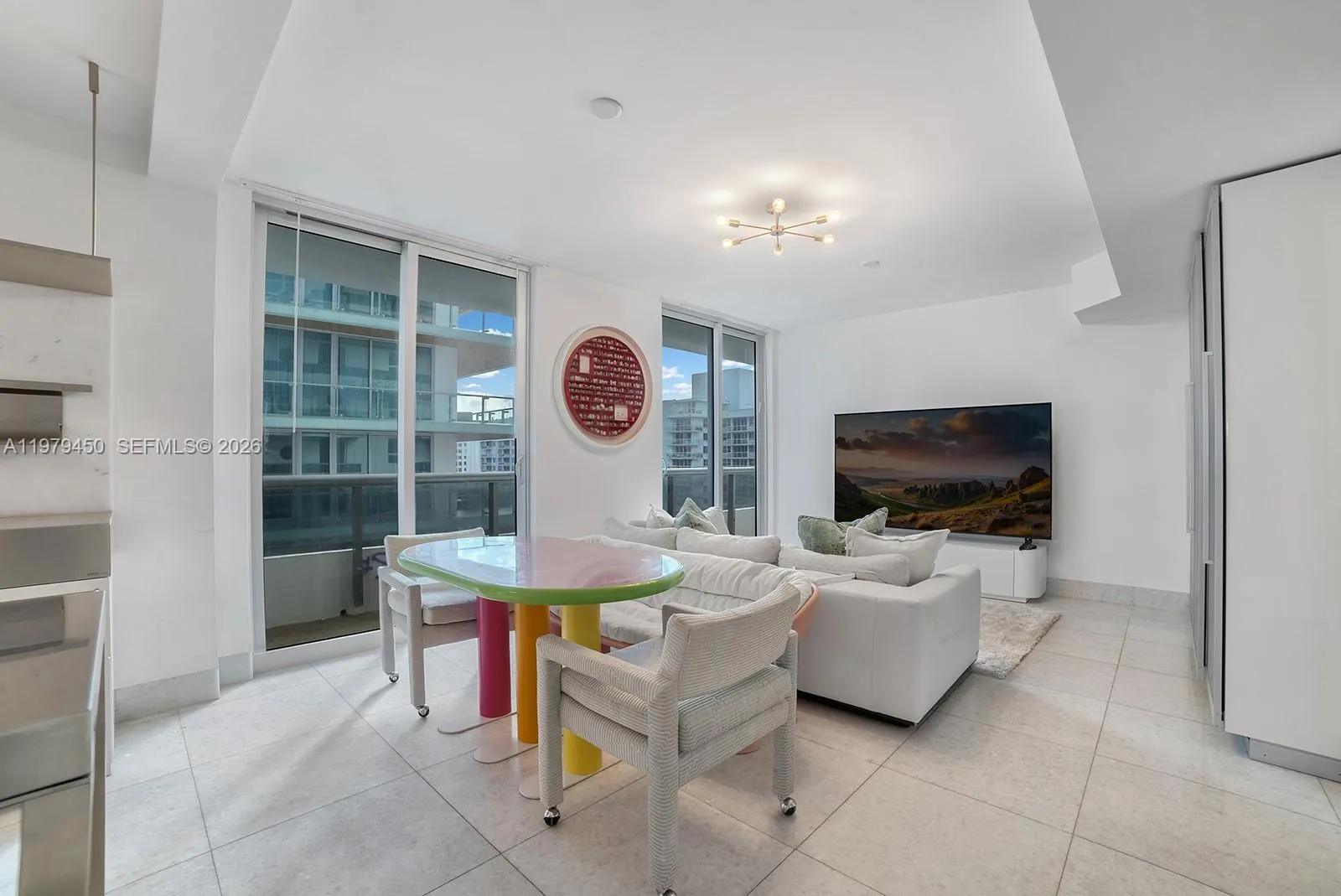 5801 Collins Avenue #1200
