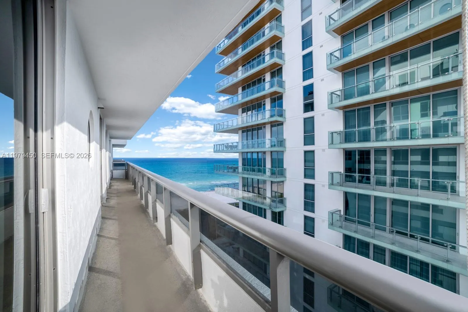5801 Collins Avenue #1200
