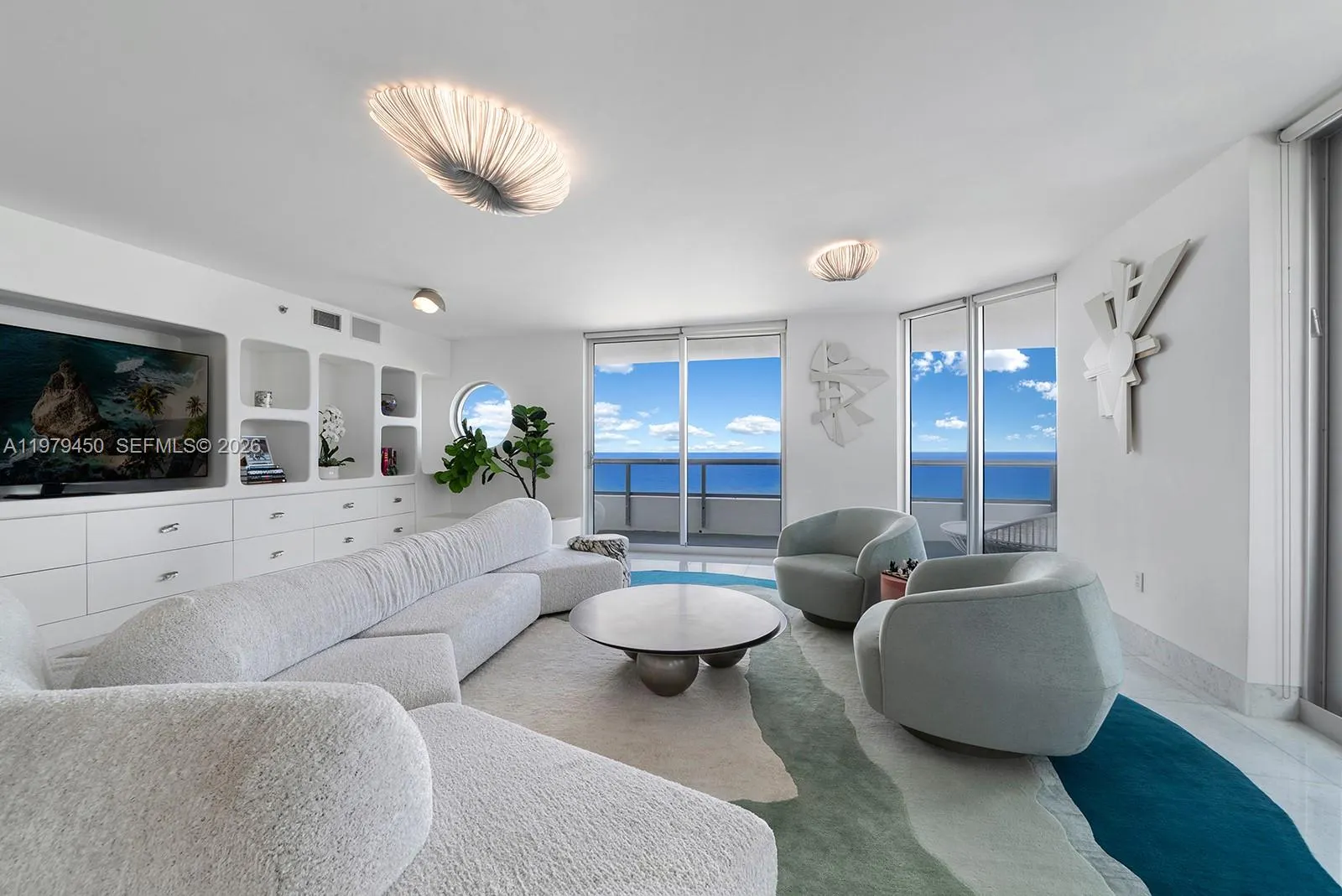 5801 Collins Avenue #1200