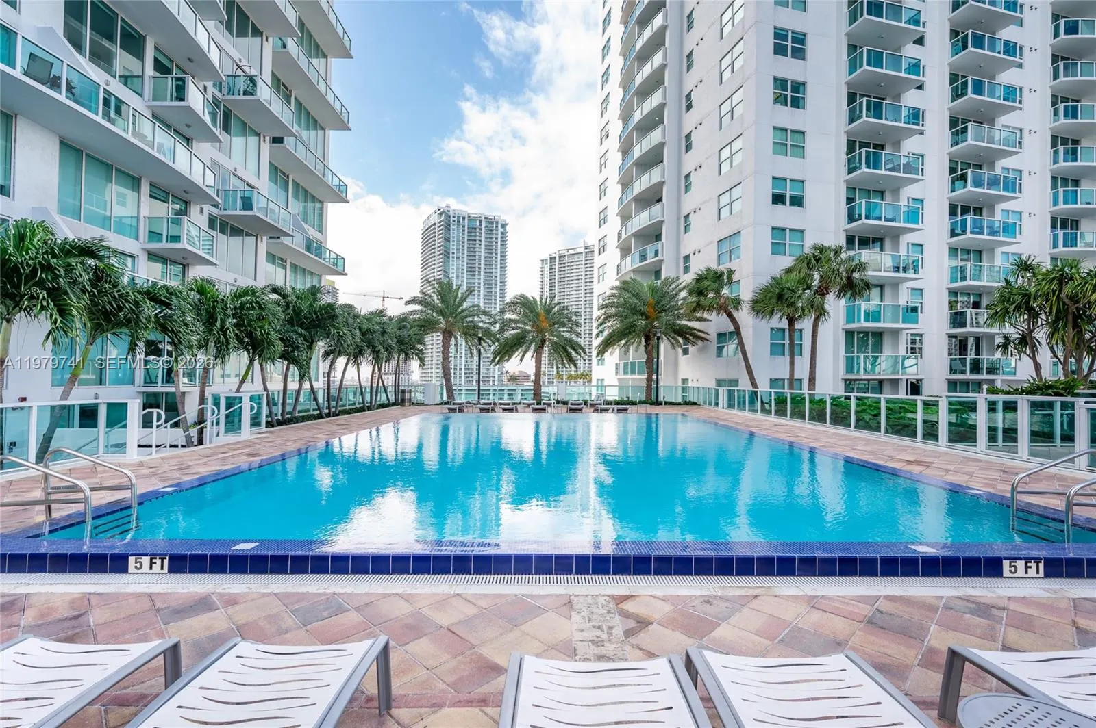 41 SE 5th Street #1508