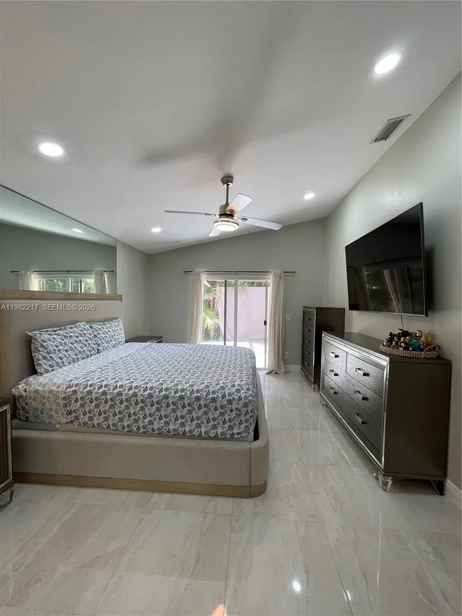 5544 NW 54th Circle