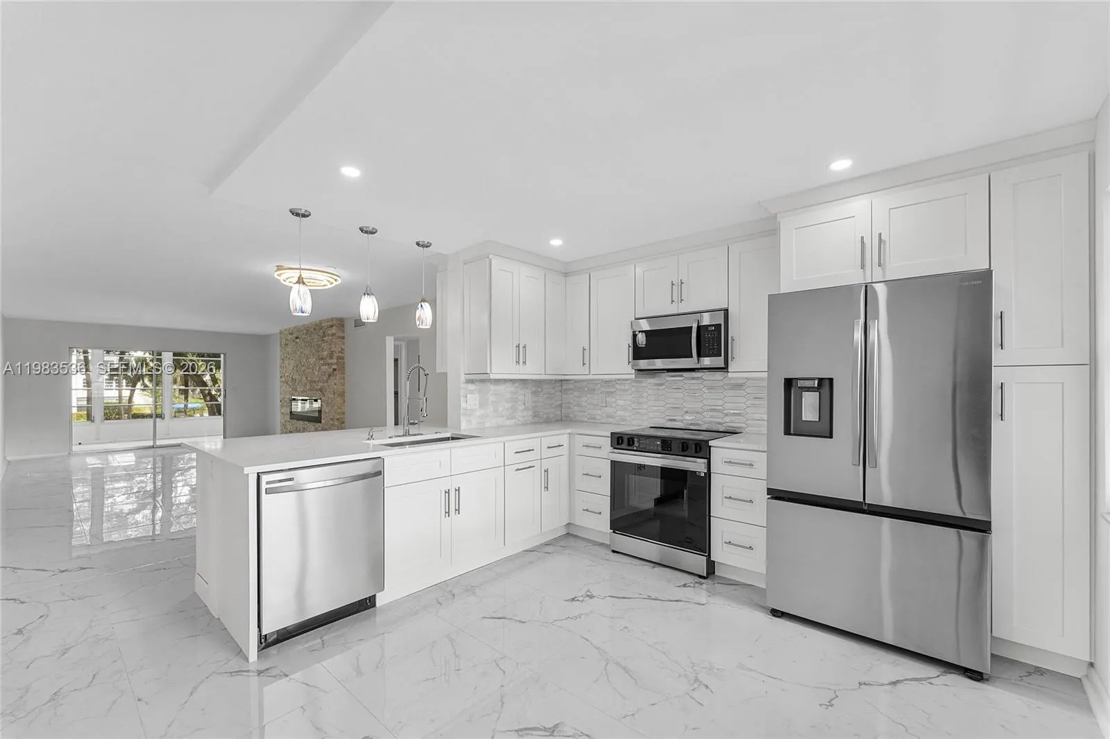 2303 Lucaya Lane #H2