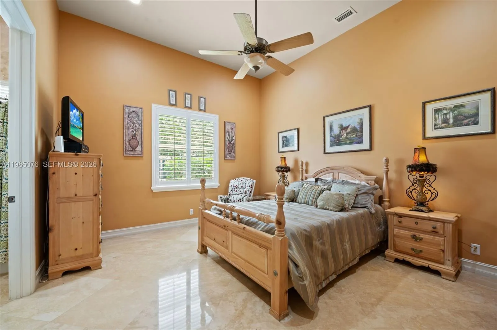 12821 Kapok Lane
