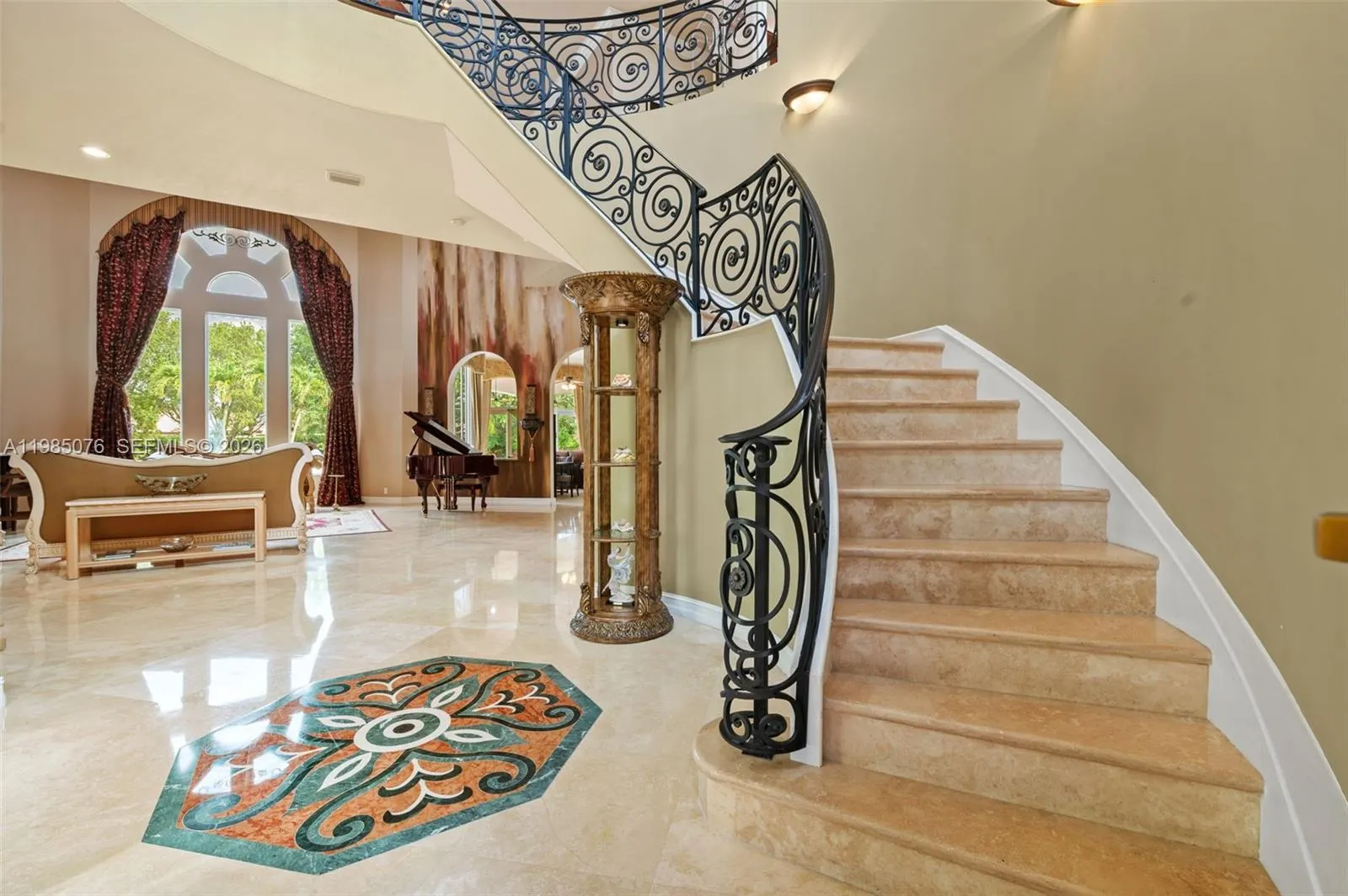 12821 Kapok Lane