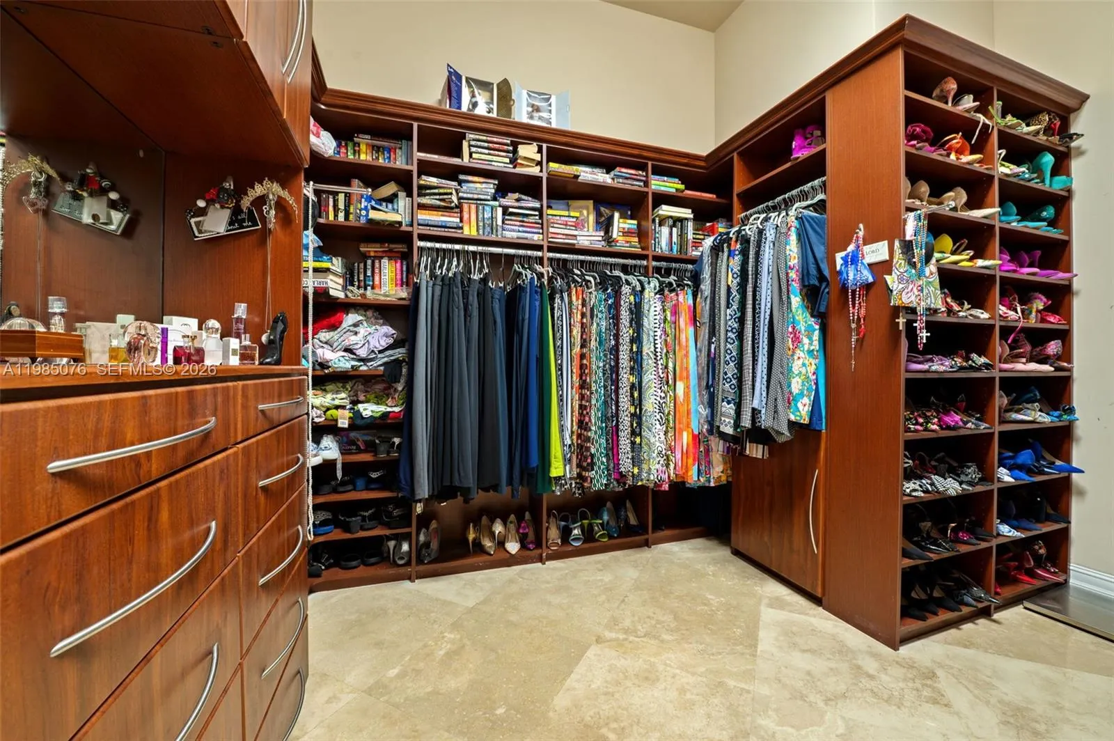 12821 Kapok Lane