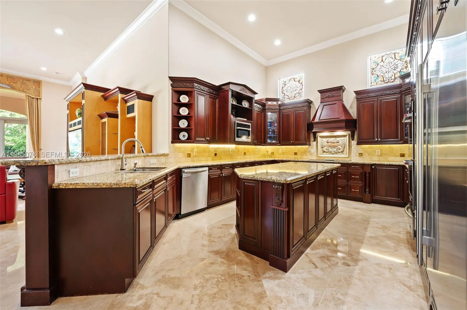 12821 Kapok Lane