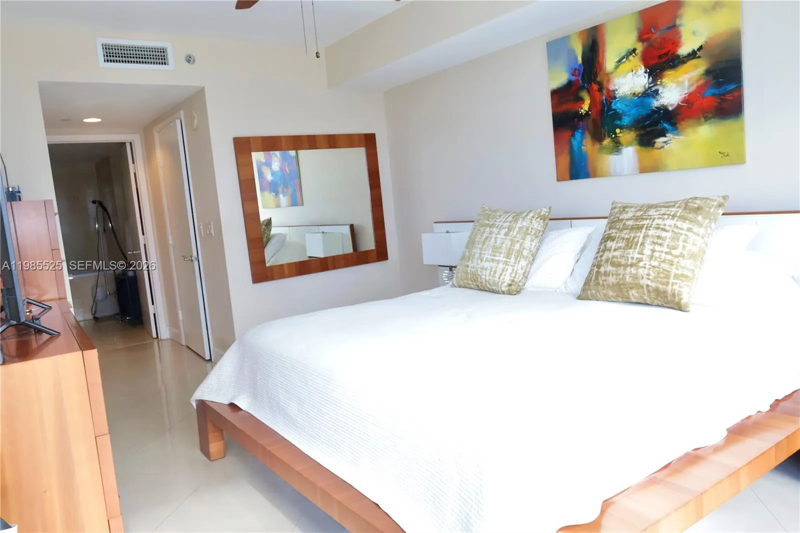 1800 S Ocean Drive #3908
