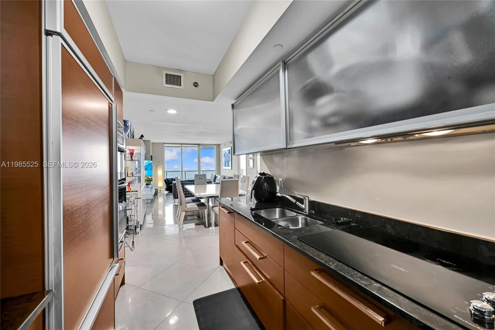 1800 S Ocean Drive #3908