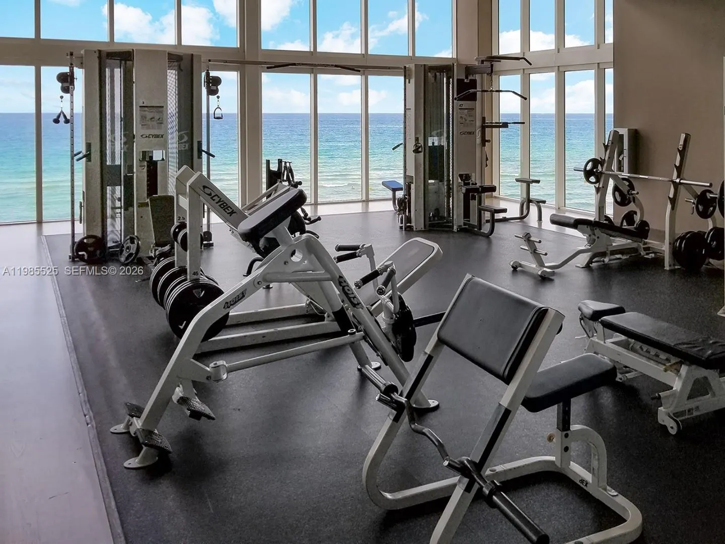 1800 S Ocean Drive #3908