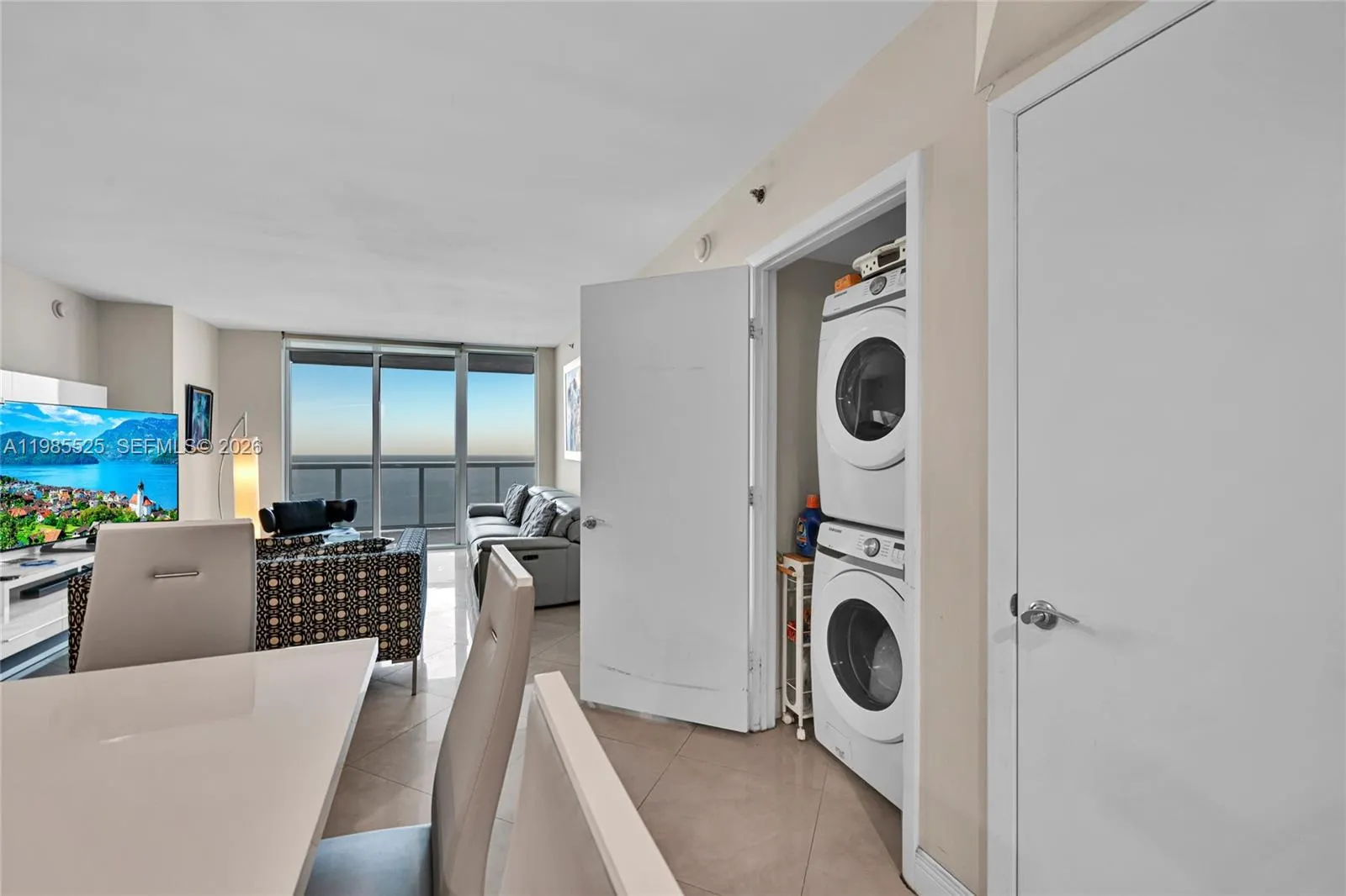 1800 S Ocean Drive #3908