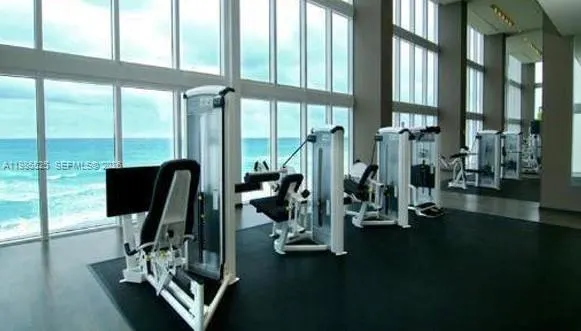 1800 S Ocean Drive #3908