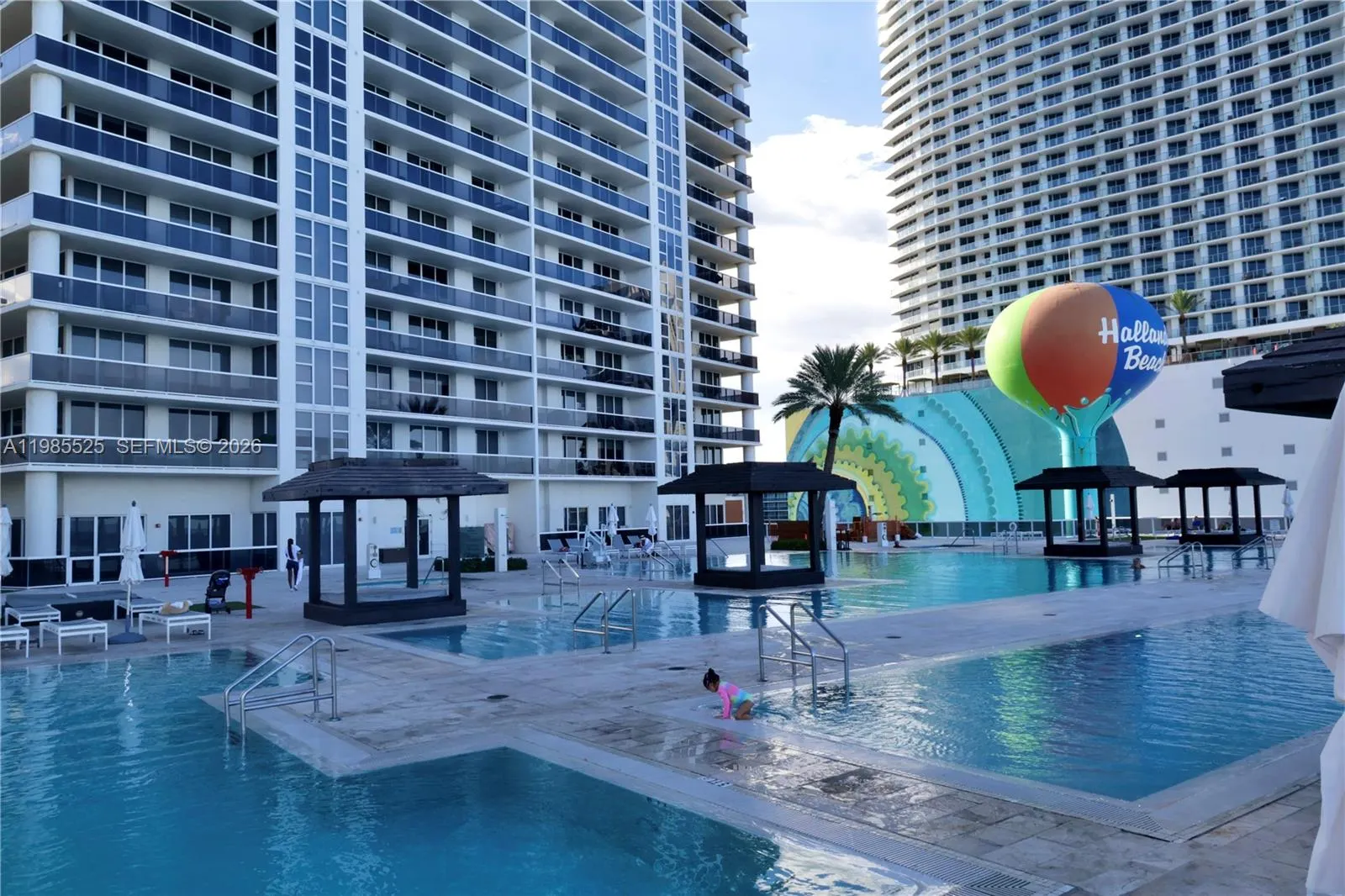1800 S Ocean Drive #3908