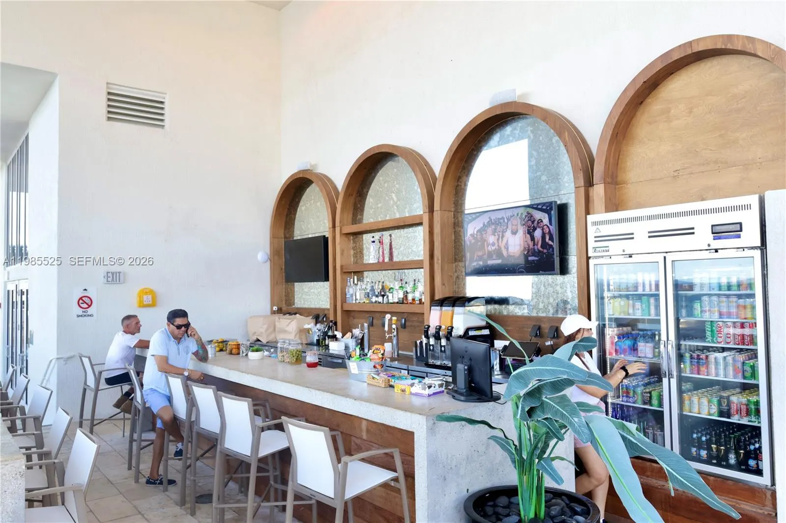 1800 S Ocean Drive #3908