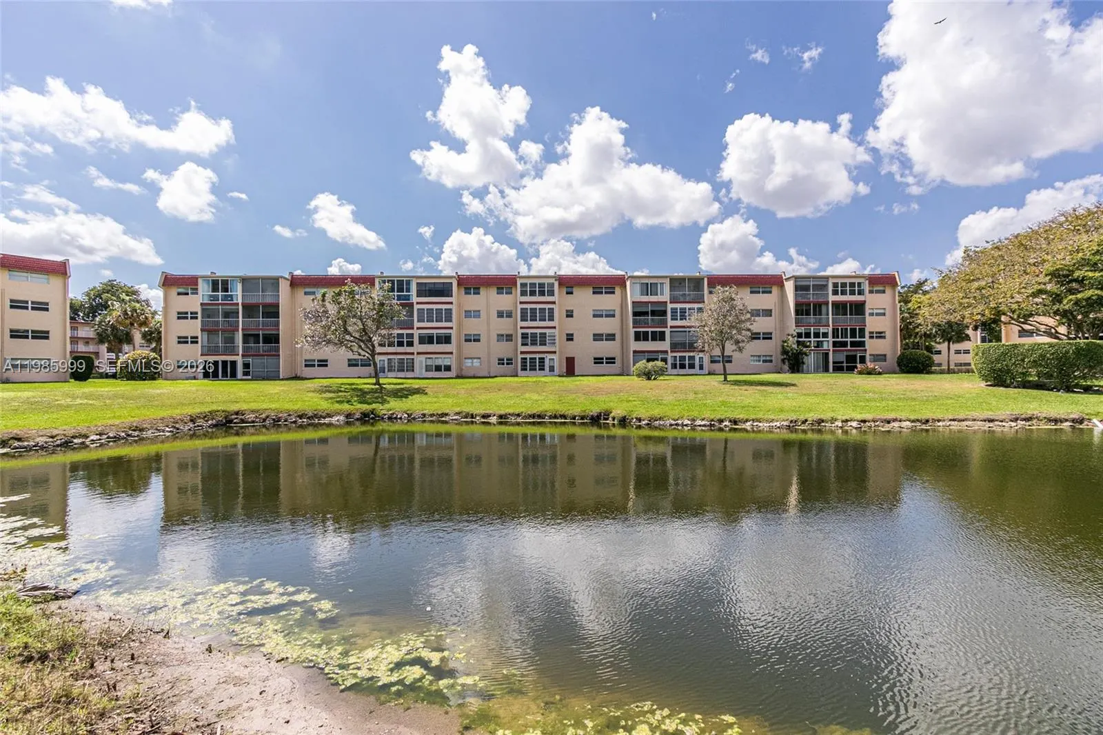 1020 Country Club Drive #305