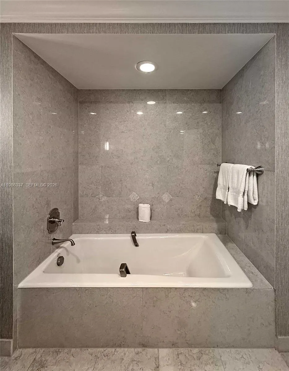 601 N Fort Lauderdale Beach Boulevard #713