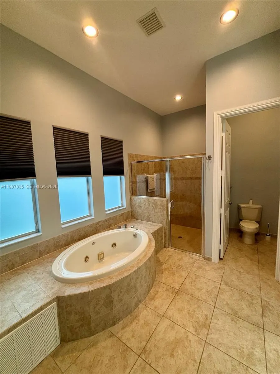 8080 NW 126th Terrace