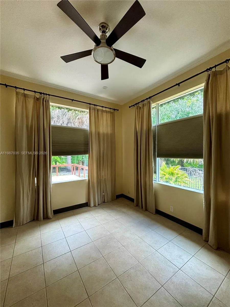 8080 NW 126th Terrace