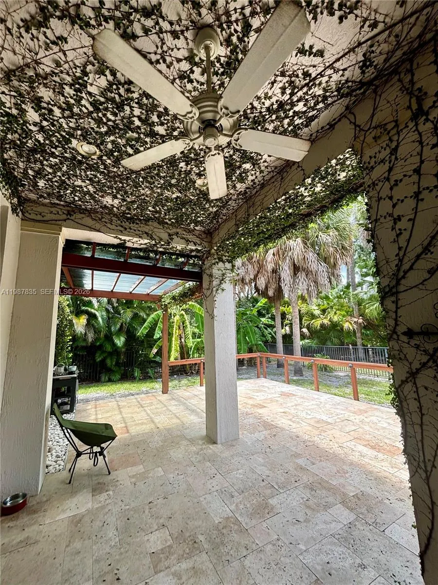 8080 NW 126th Terrace