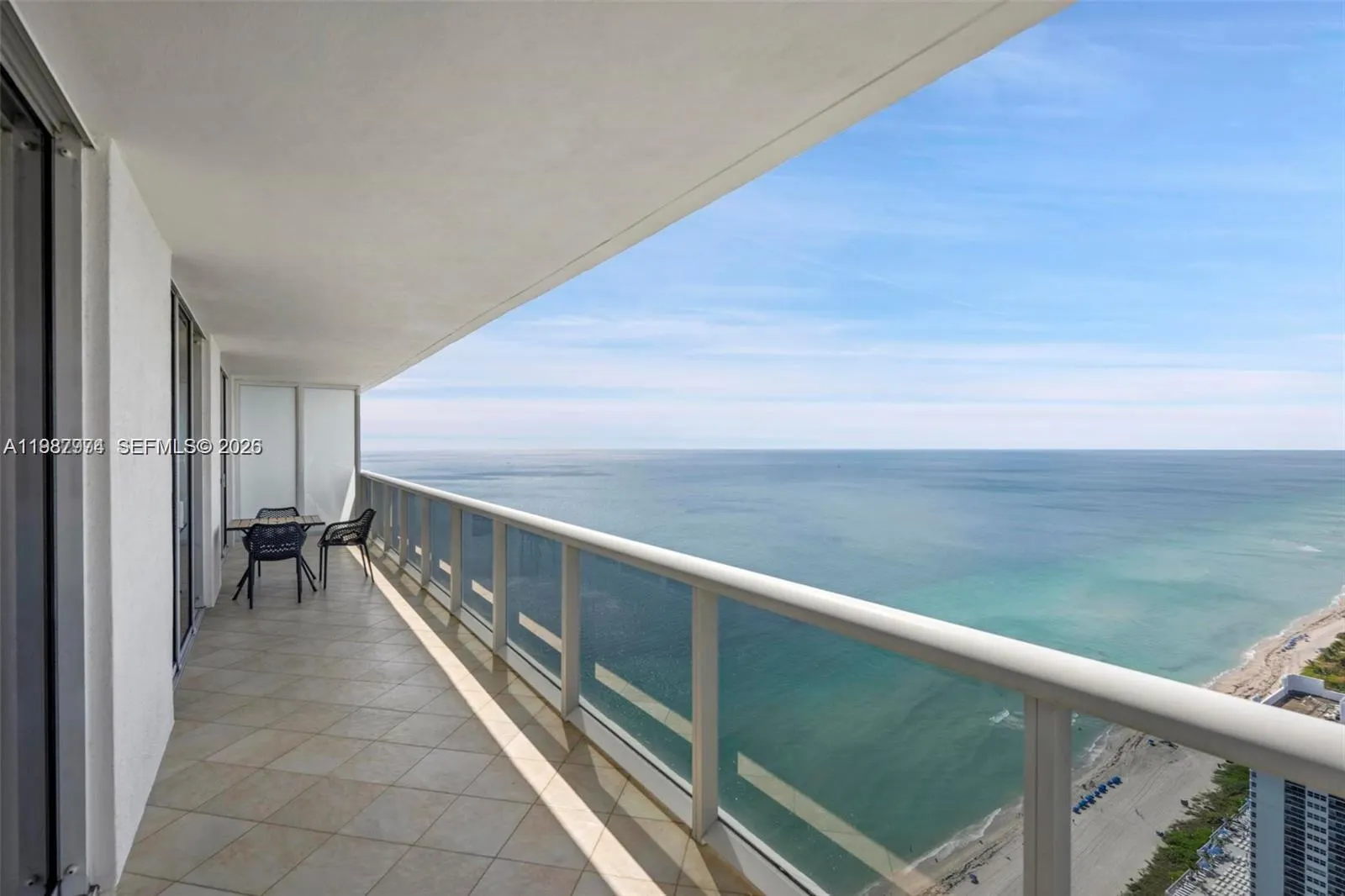 1830 S Ocean Drive #4704