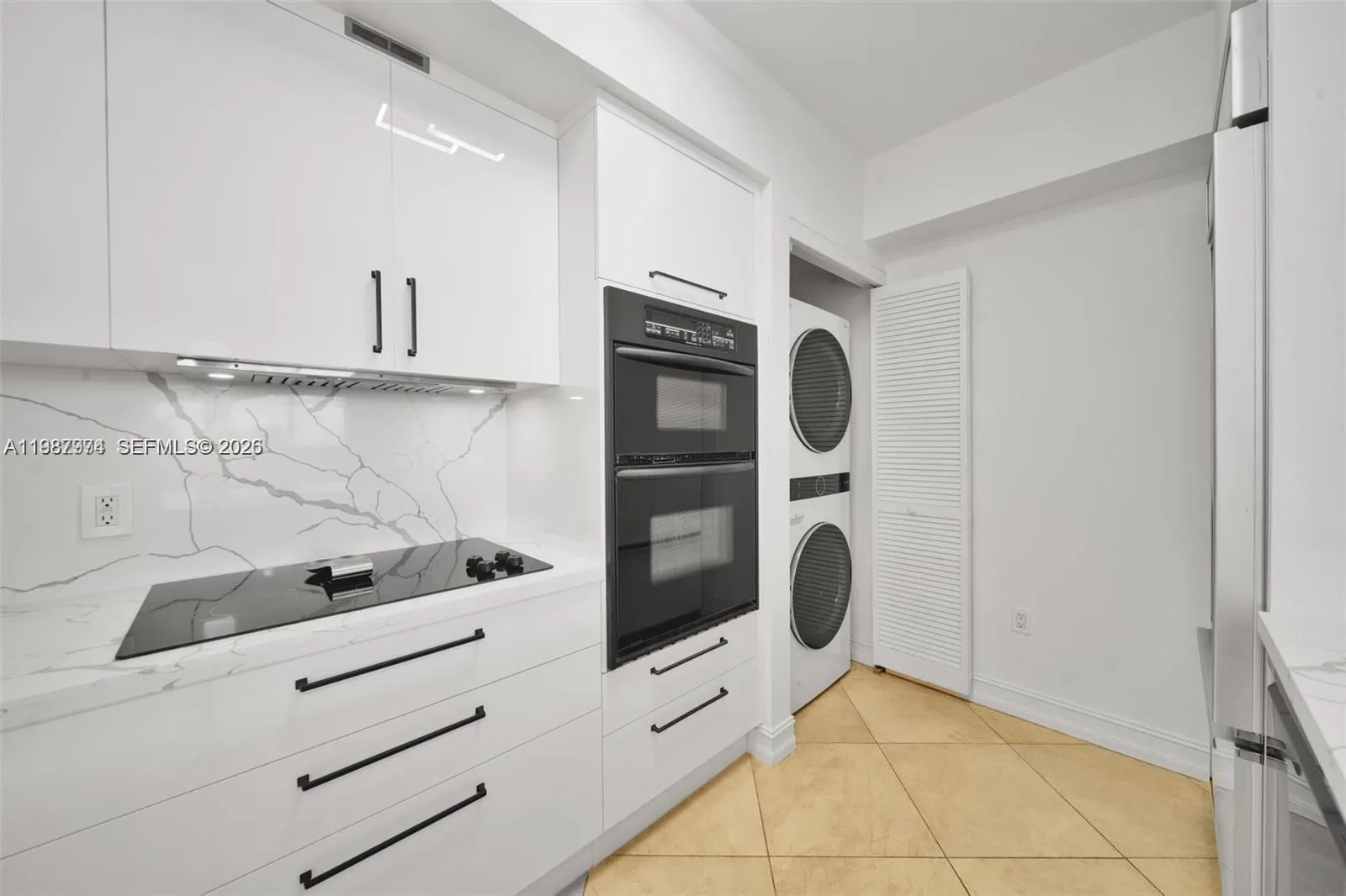 1830 S Ocean Drive #4704