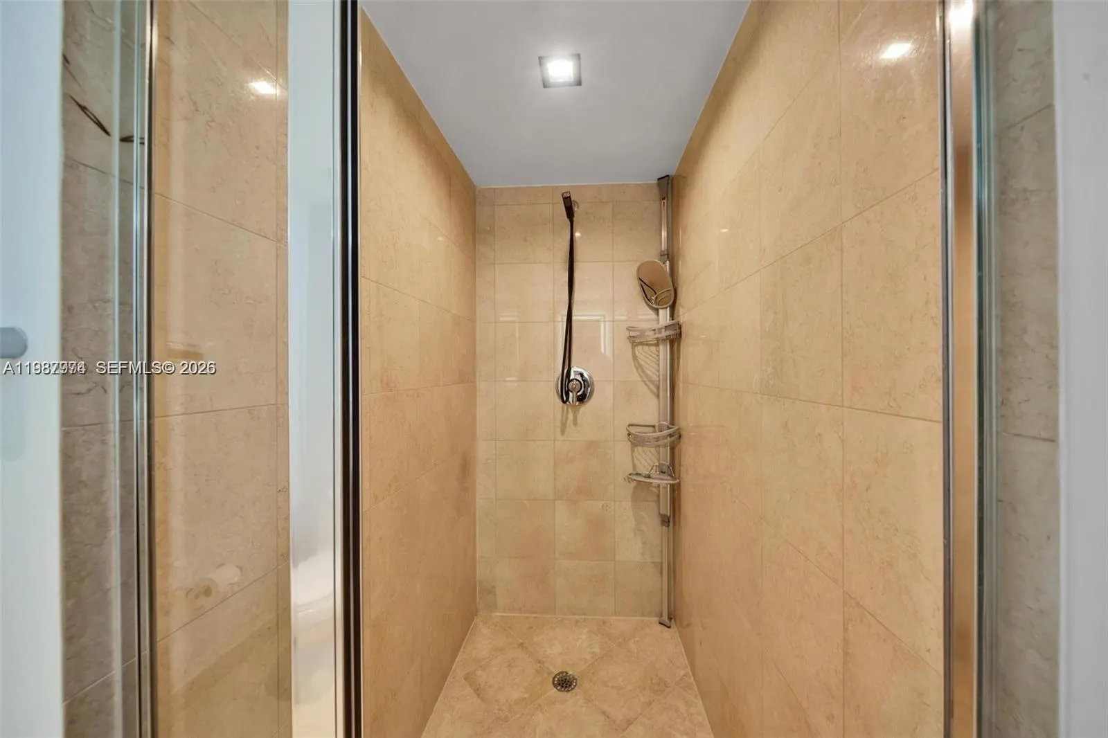 1830 S Ocean Drive #4704