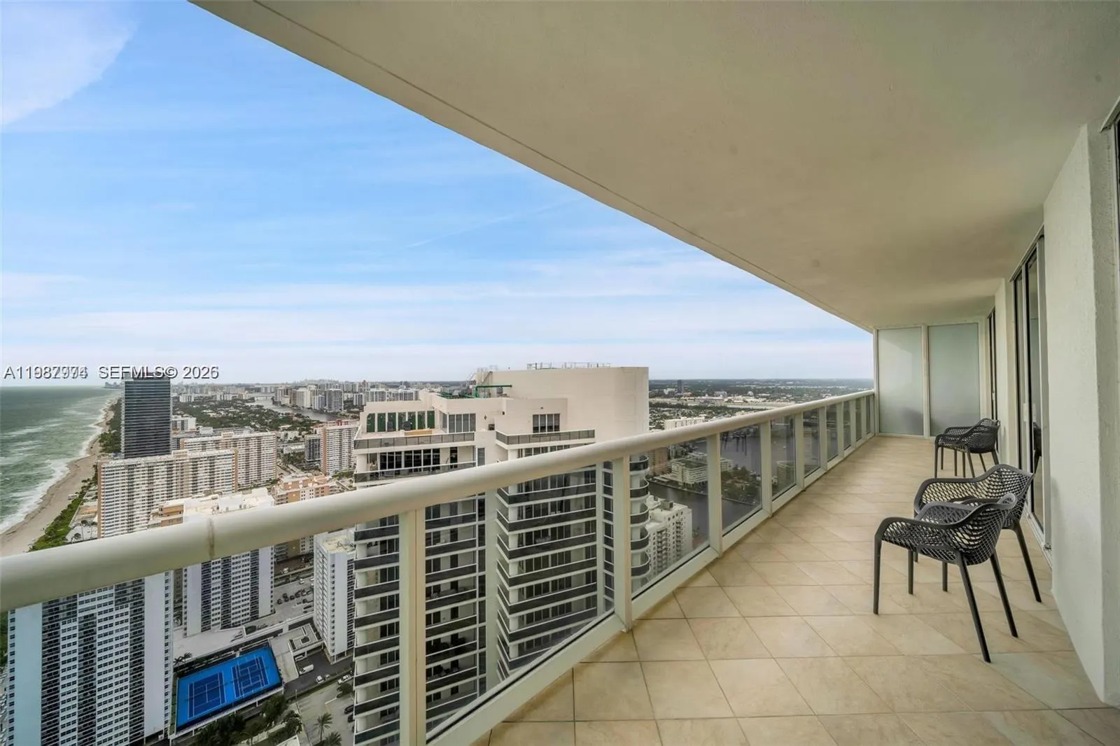 1830 S Ocean Drive #4704