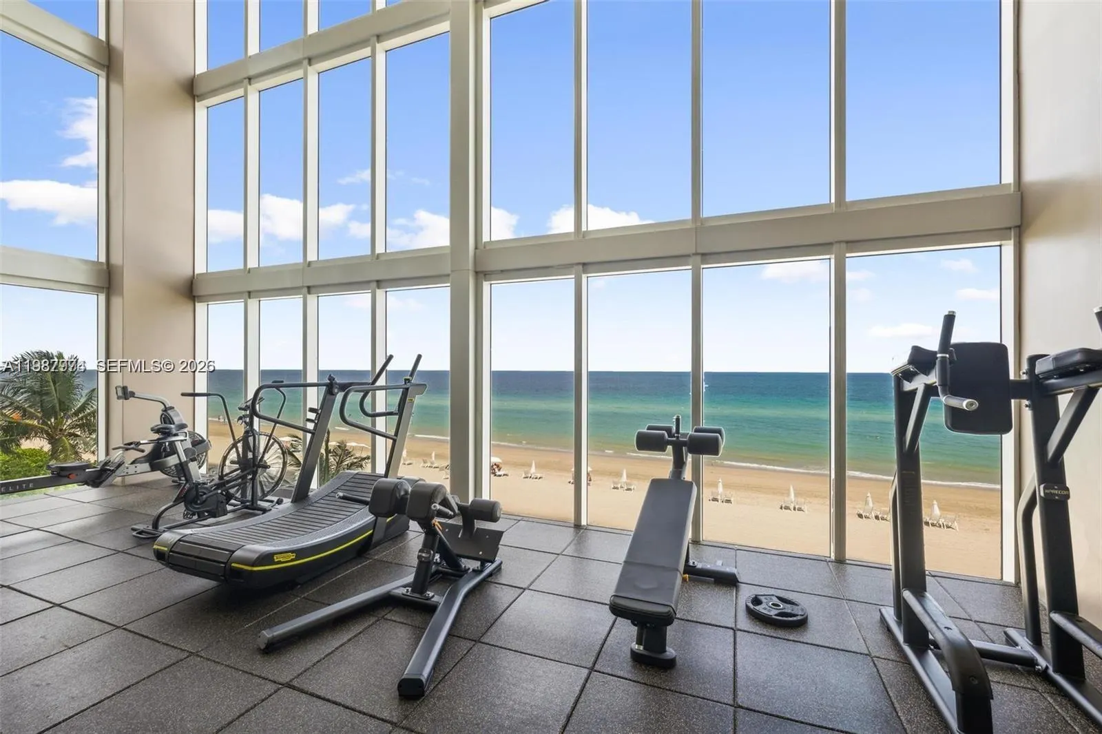 1830 S Ocean Drive #4704