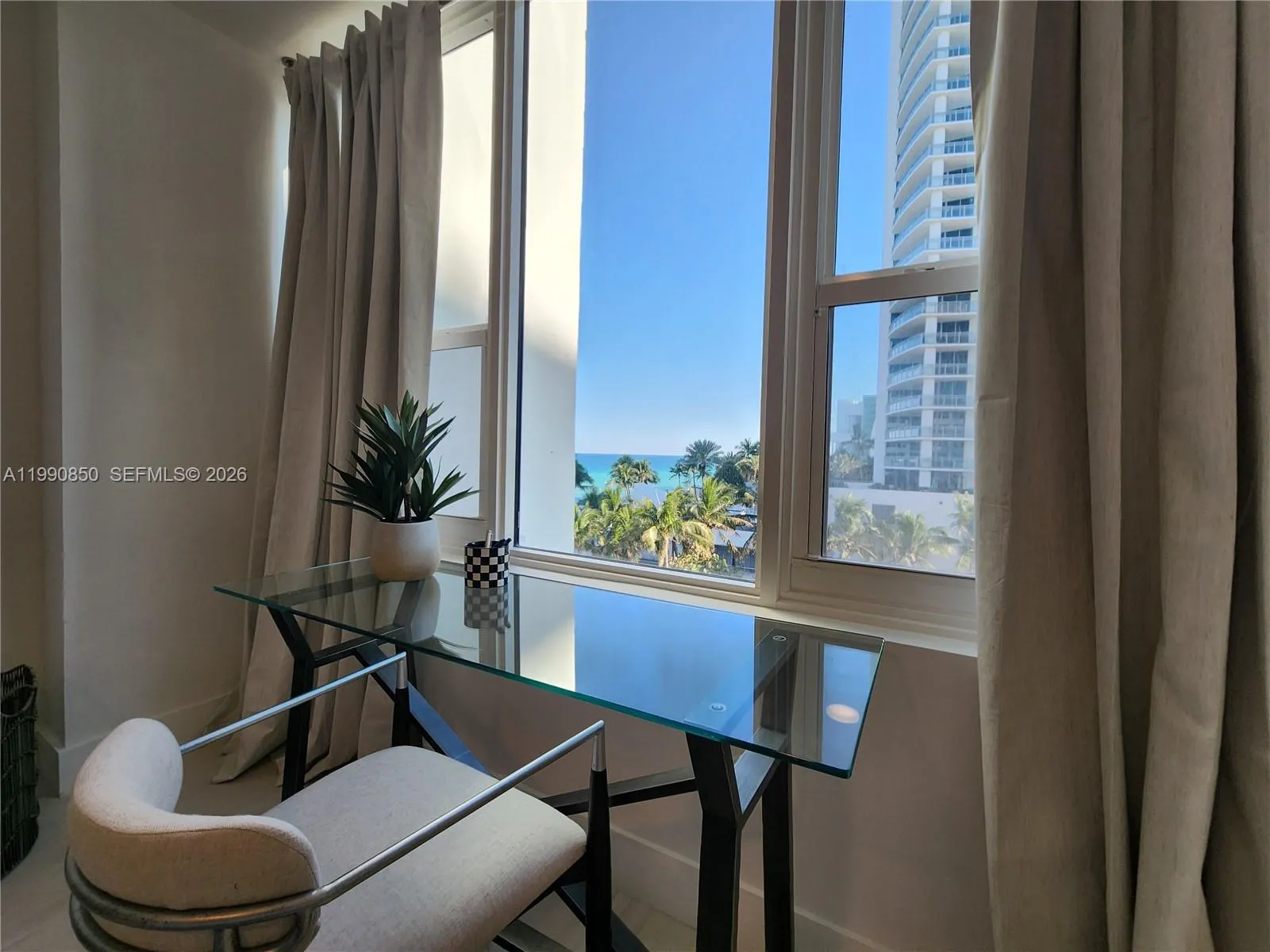 3505 S Ocean Drive #515