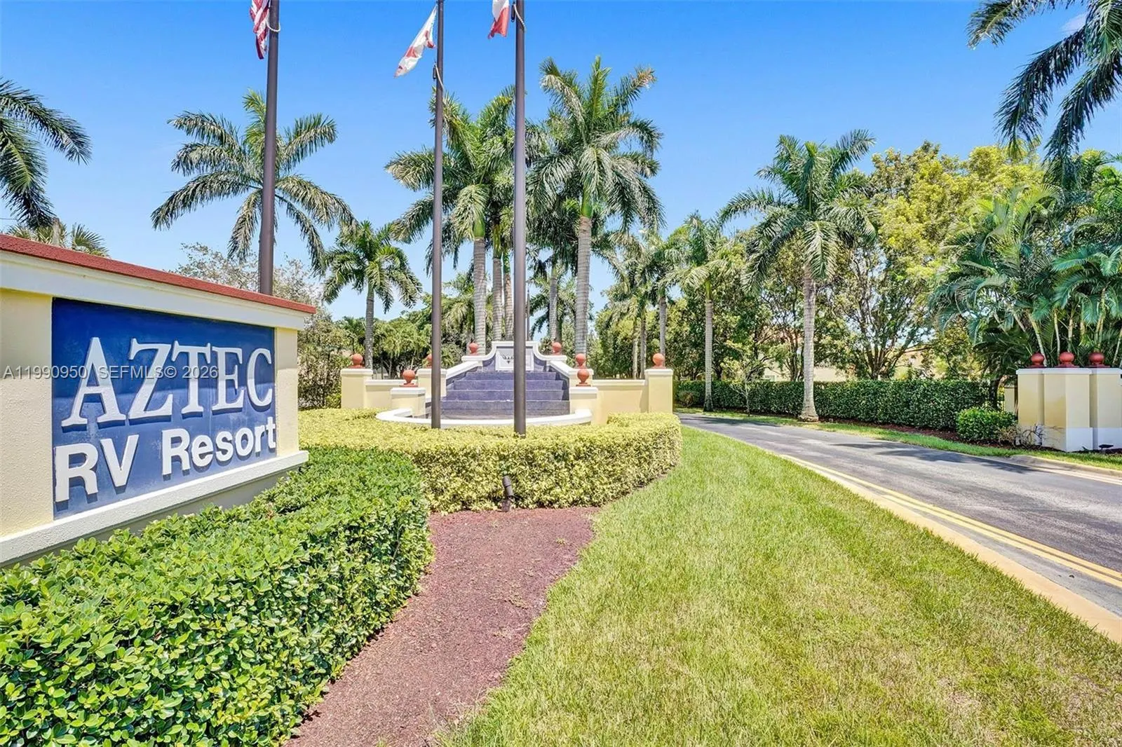224 N Cortez Drive