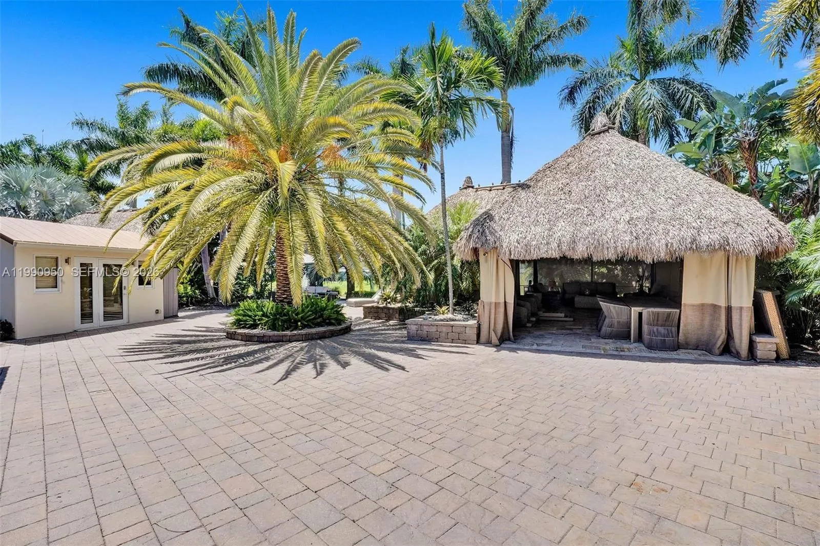 224 N Cortez Drive