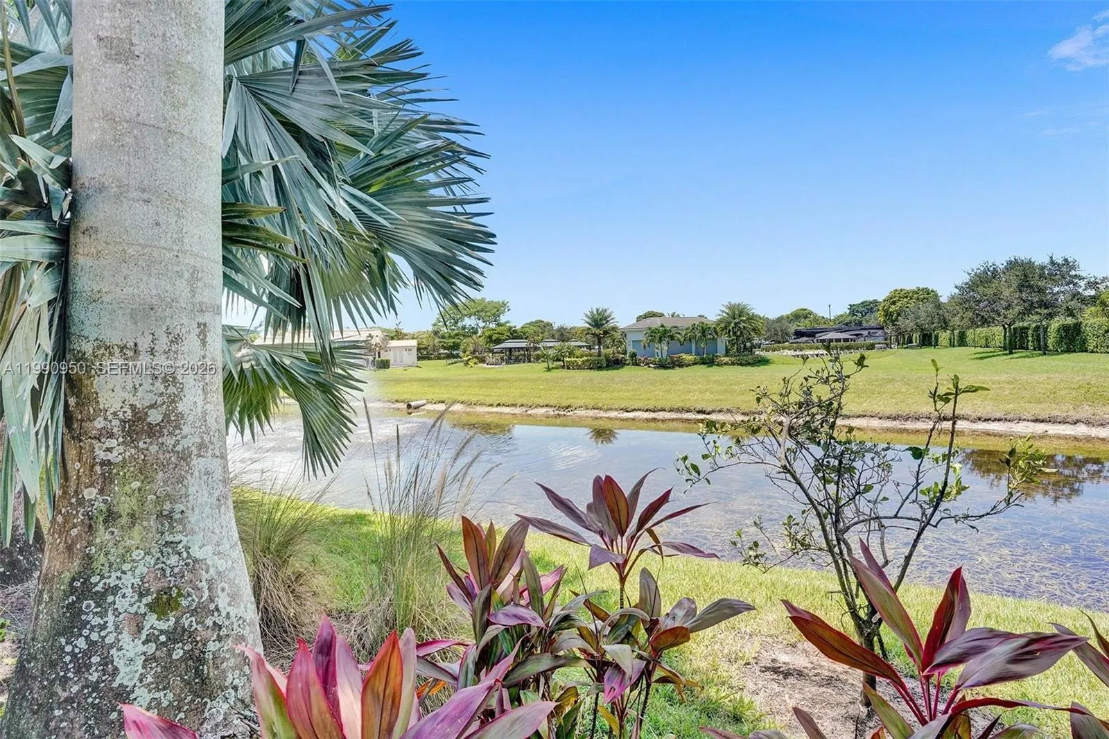 224 N Cortez Drive