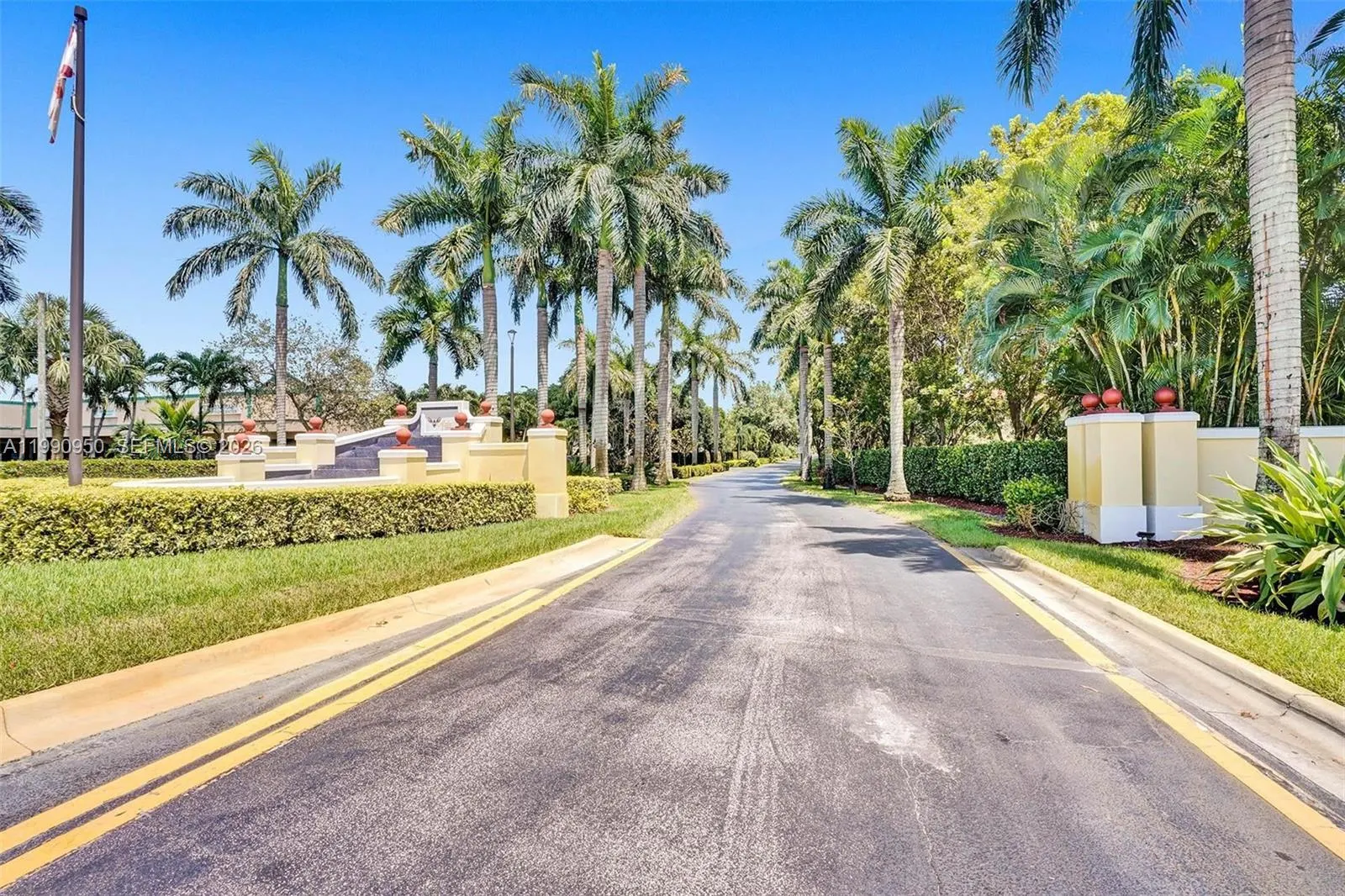 224 N Cortez Drive