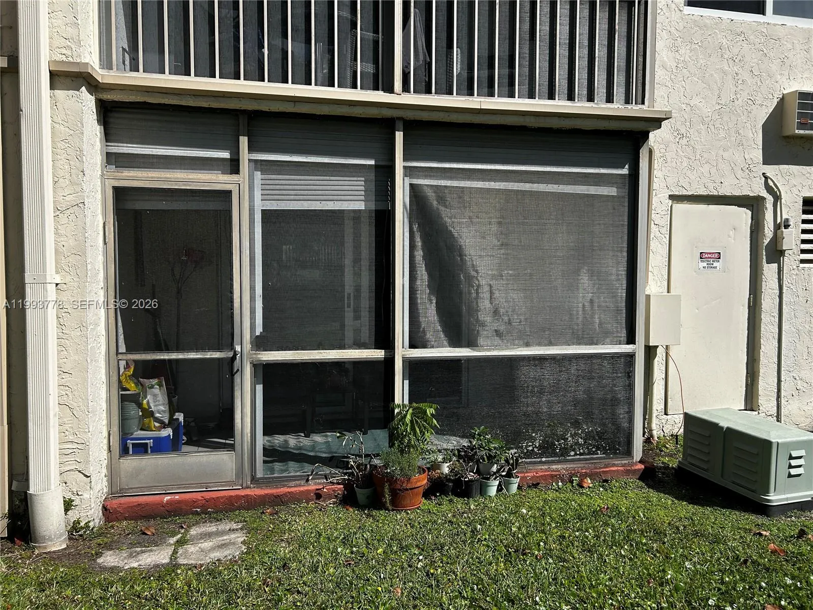 411 S Hollybrook Drive #105