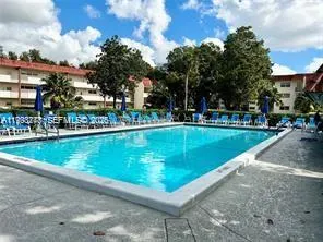 411 S Hollybrook Drive #105