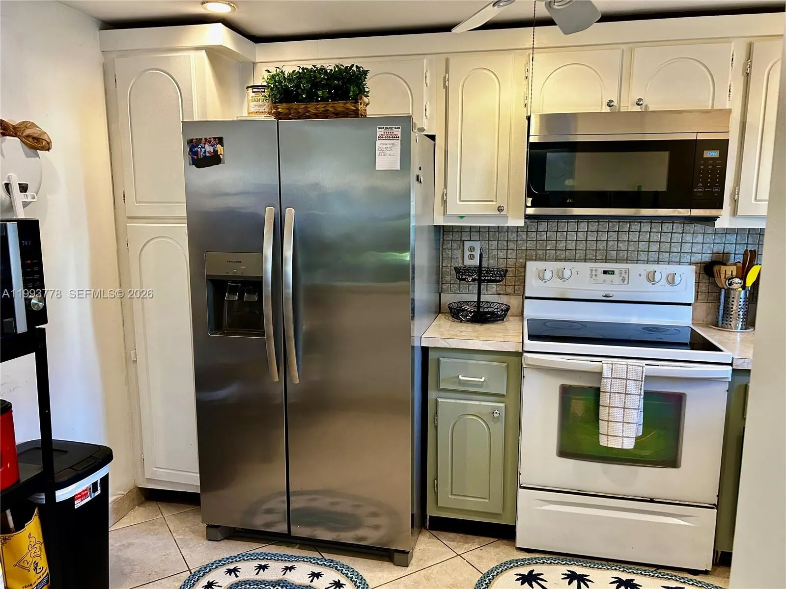 411 S Hollybrook Drive #105