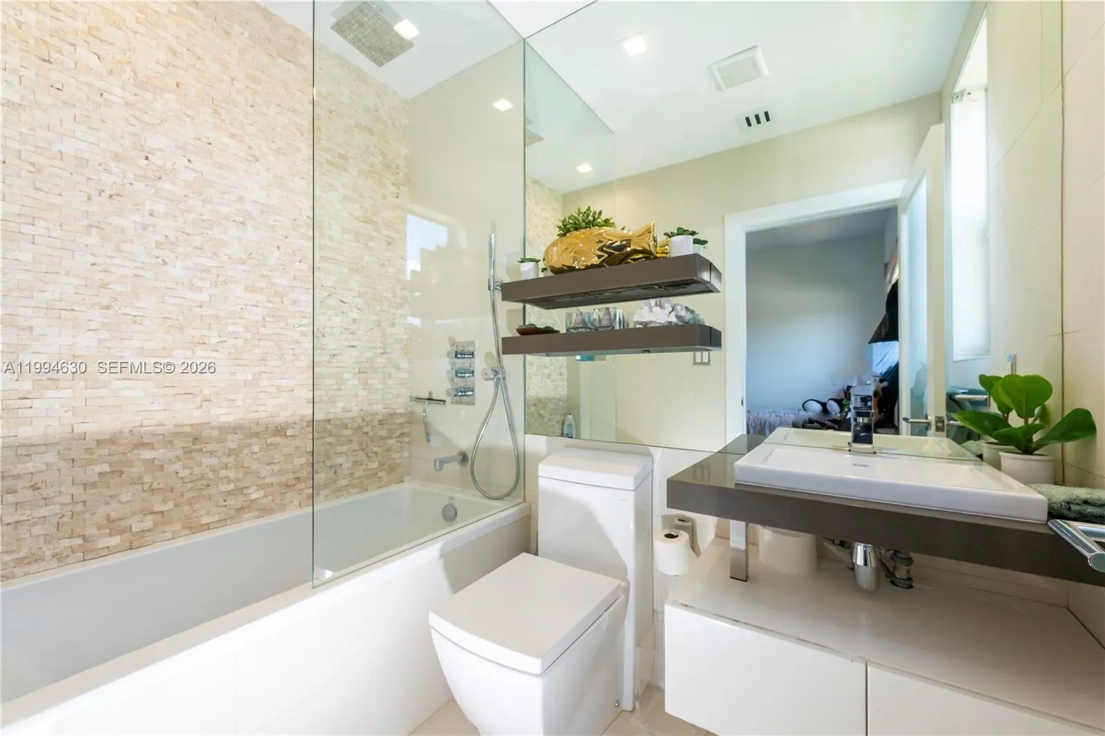 361 Jefferson Avenue #3