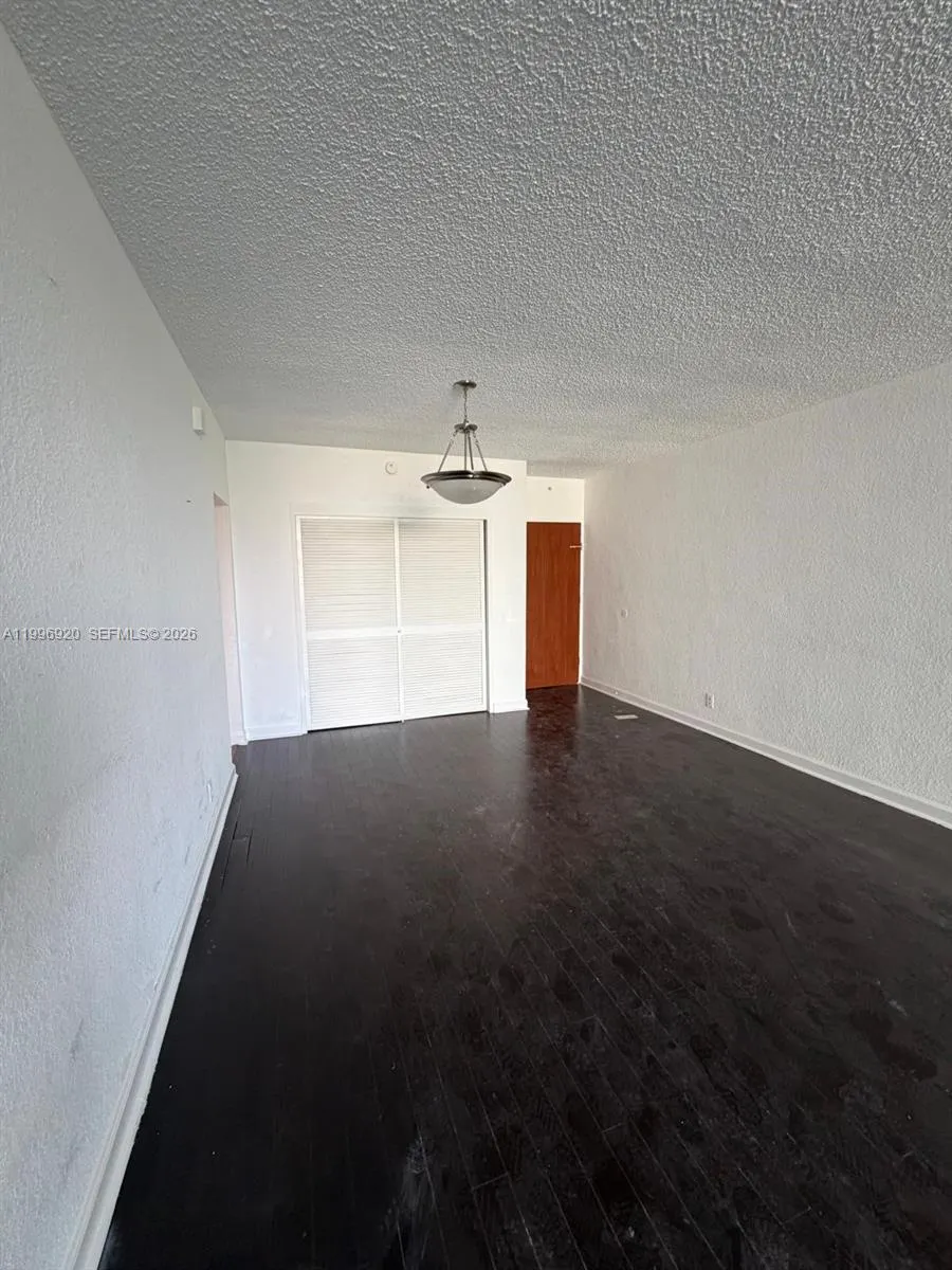 4001 S Ocean Drive #4H