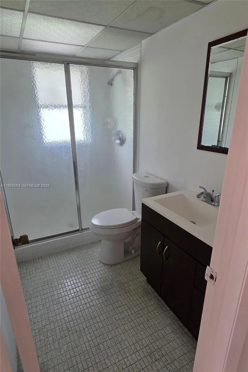 5510 N Lakewood Circle N #511