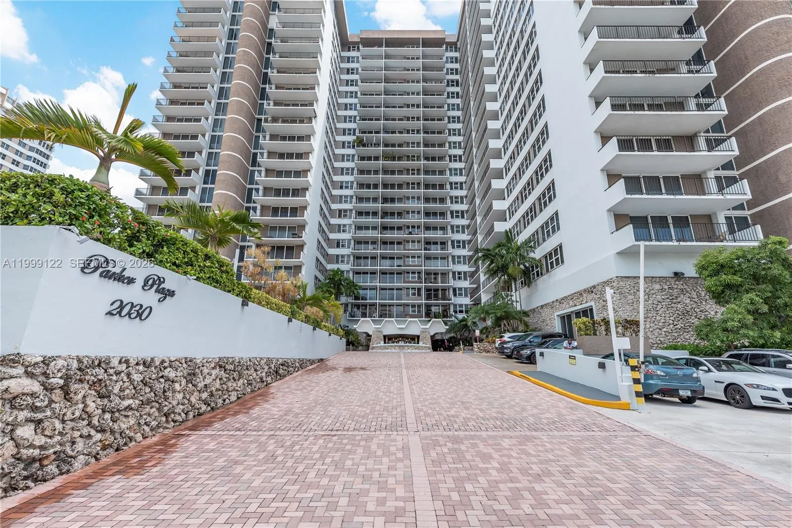 2030 S Ocean Drive #1903