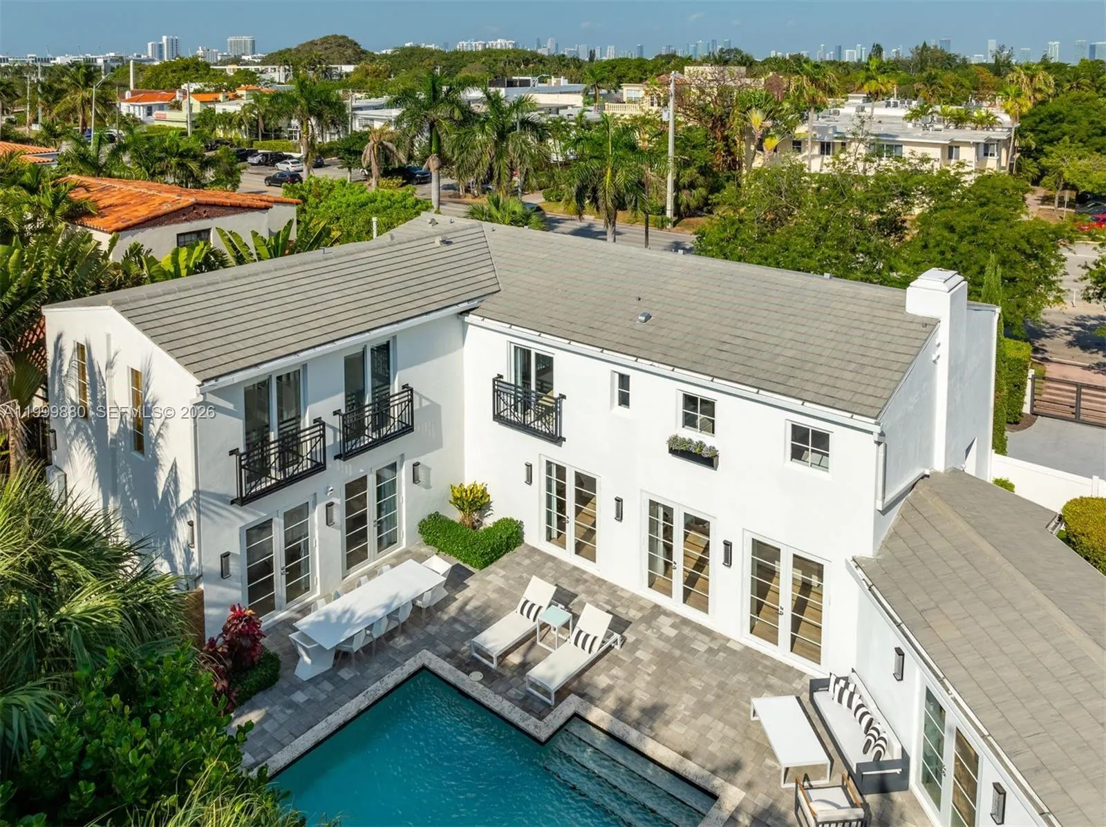2887 Pine Tree Drive
