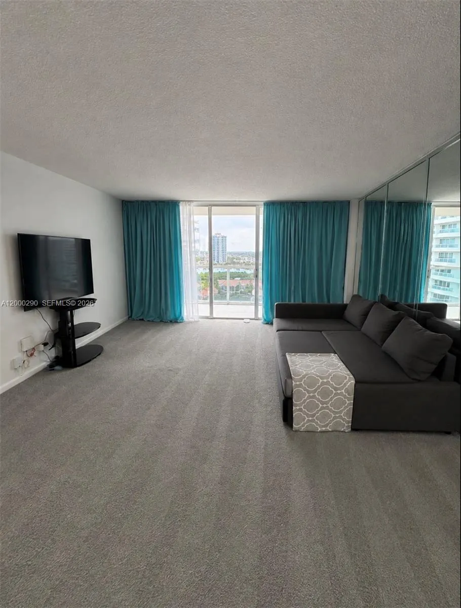 3800 S Ocean Drive #1623